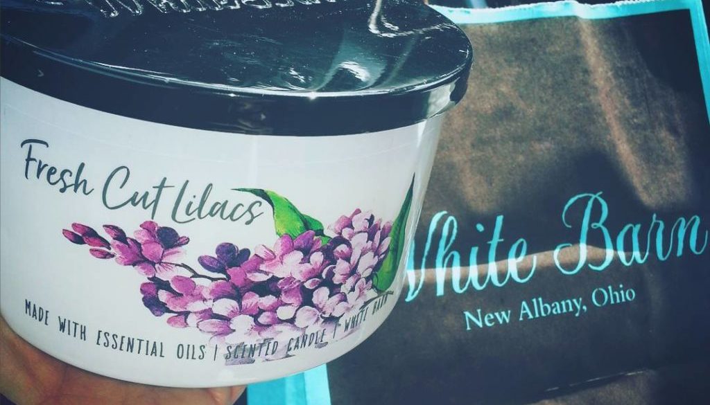 white-barn-fresh-cut-lilacs-candle_bath-and-body-works